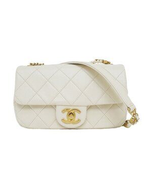 Chanel Chain Shoulder Bag White Pearl Gold